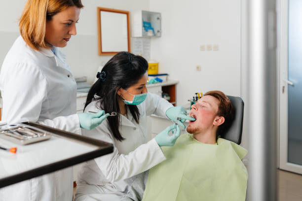 Best Emergency Gum Treatment in Marquette, MI